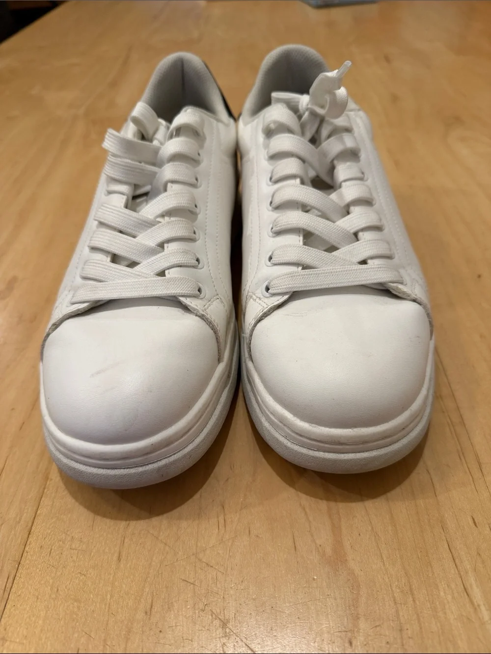 ZARA Classic White Low-Top Men's Sneakers